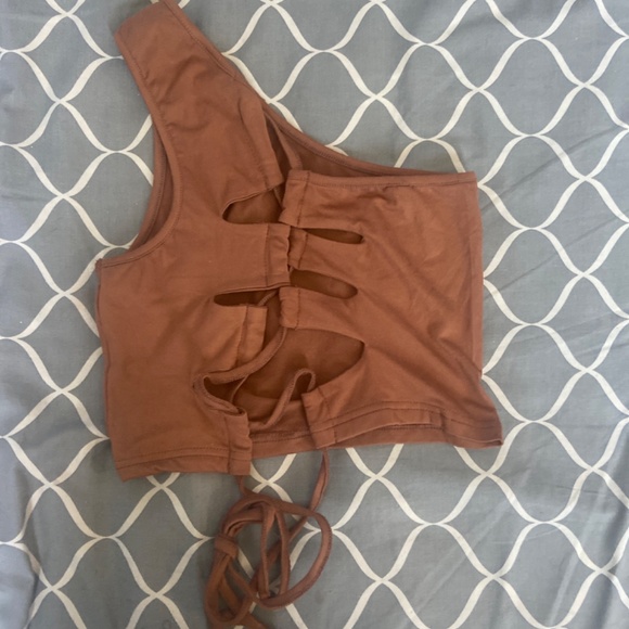 Crop top backless - Picture 2 of 2